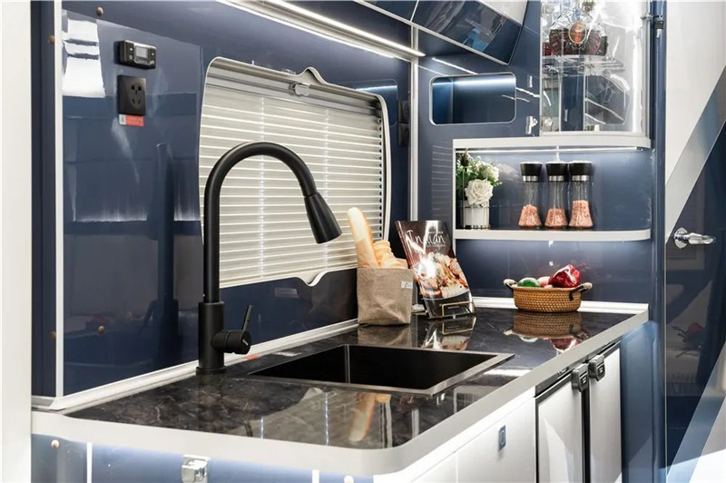 【亚特房车】4人房车尊享S1，极限打造不拓展大空间